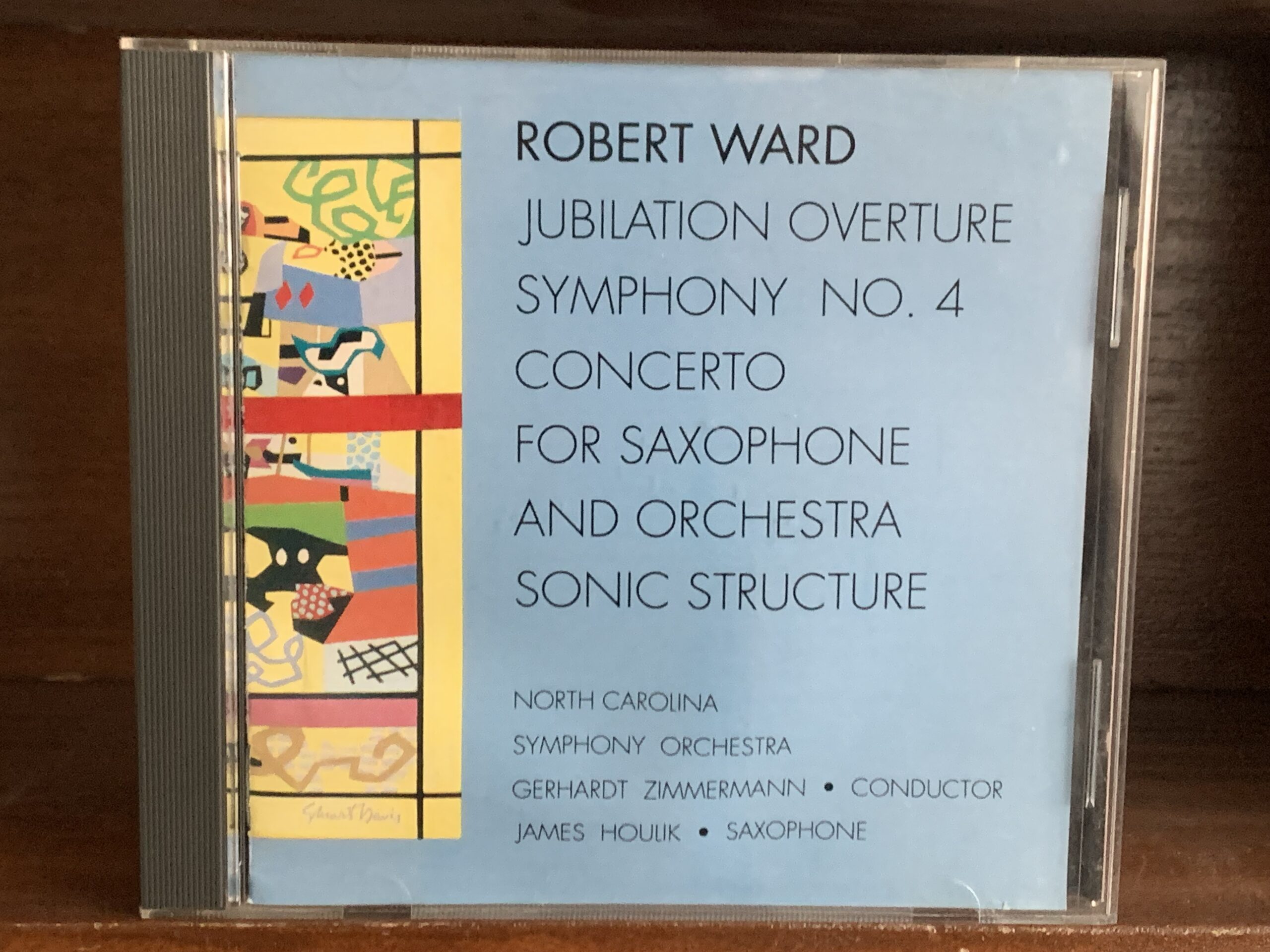 Robert Ward: Symphony No. 4 / Saxophone Concerto
