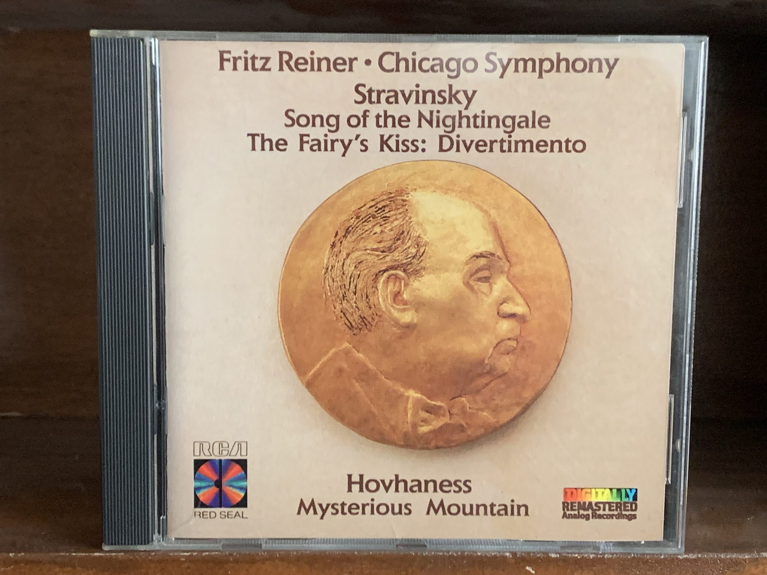 Stravinsky: Song of the Nightingale / Hovhaness: Mysterious Mountain