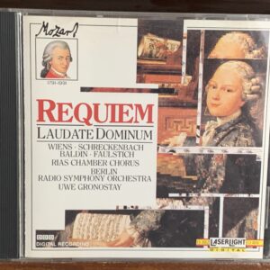 Mozart: Requiem / Laudate Dominum