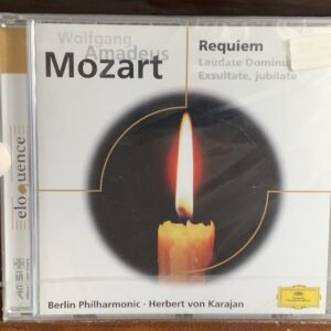 Mozart: Requiem / Laudate Dominum (Karajan)