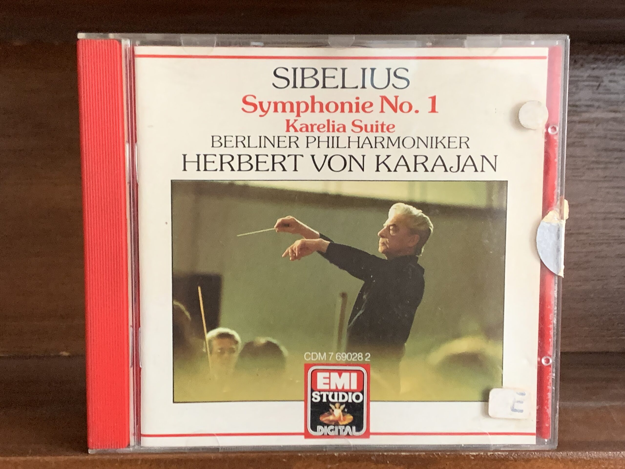 Sibelius - Symphonie No. 1 / Karelia Suite (Karajan)